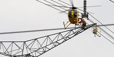 San Francisco Helicopter Transmission Line Maintenance
